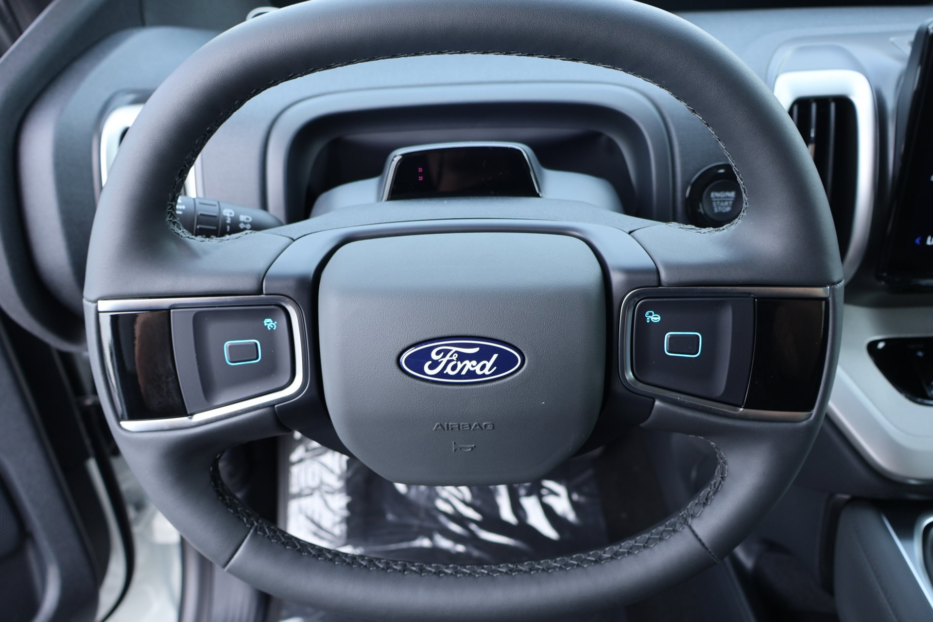 New 2027 Ford Expedition Active AWD/4WD image 3