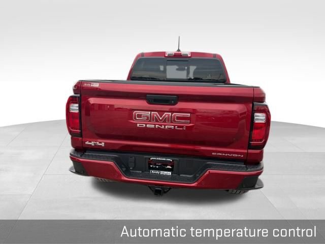 Used 2024 GMC Canyon Denali image 13