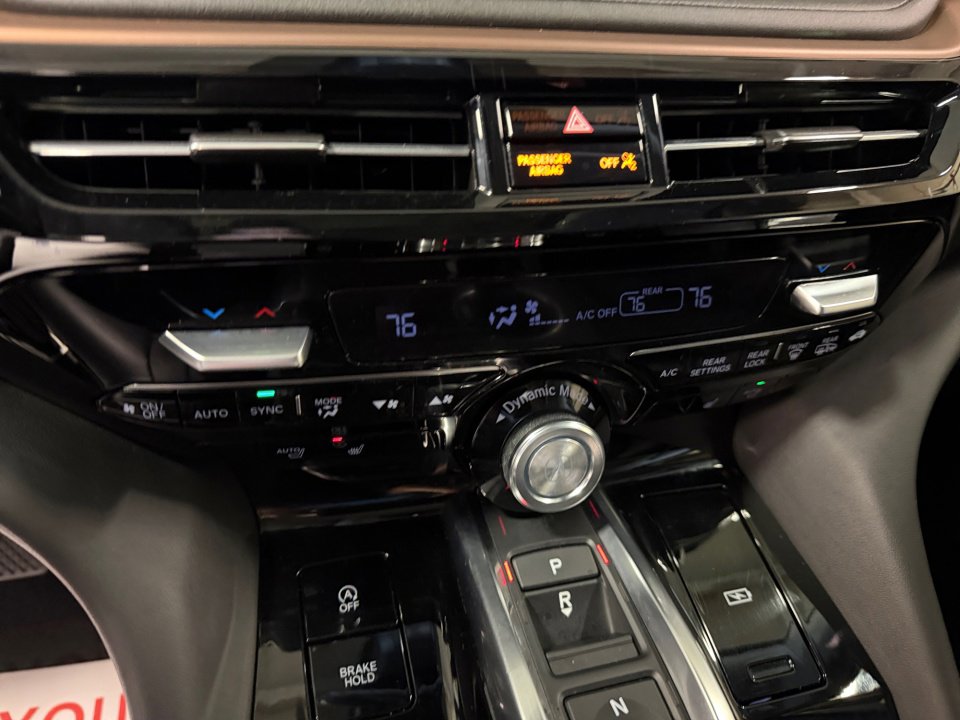 Used 2022 Acura MDX w/ Technology Package AWD/4WD image 22