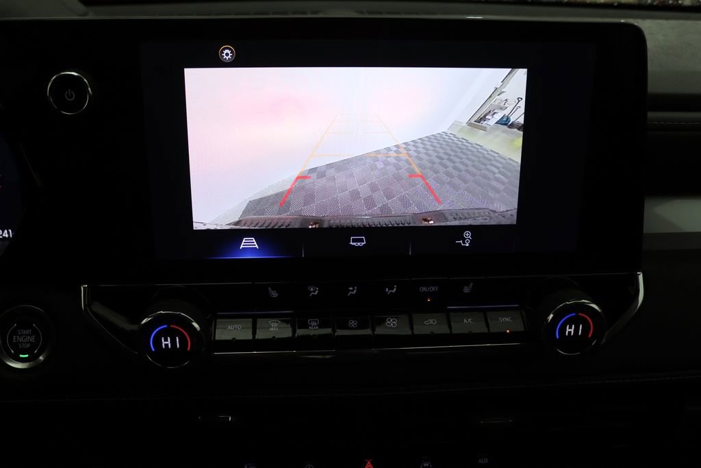 Used 2024 Chevrolet Colorado LT w/ LT Convenience Package II image 19