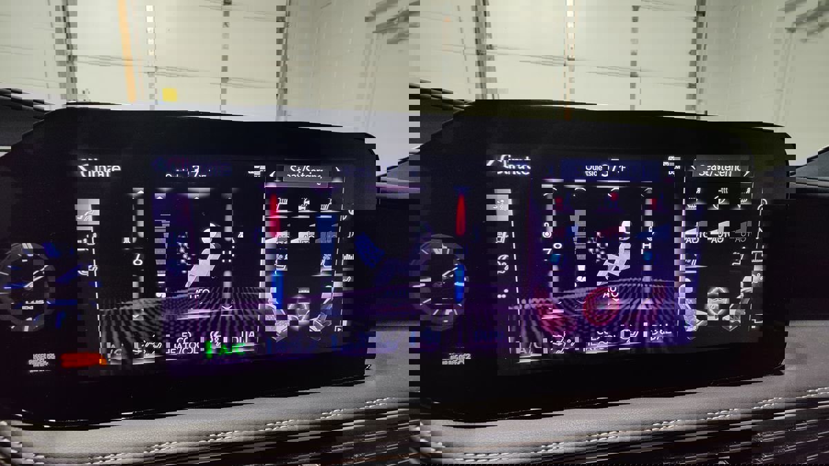 Used 2022 Lexus LS 500 F Sport w/ Accessory Package (Z1) image 51