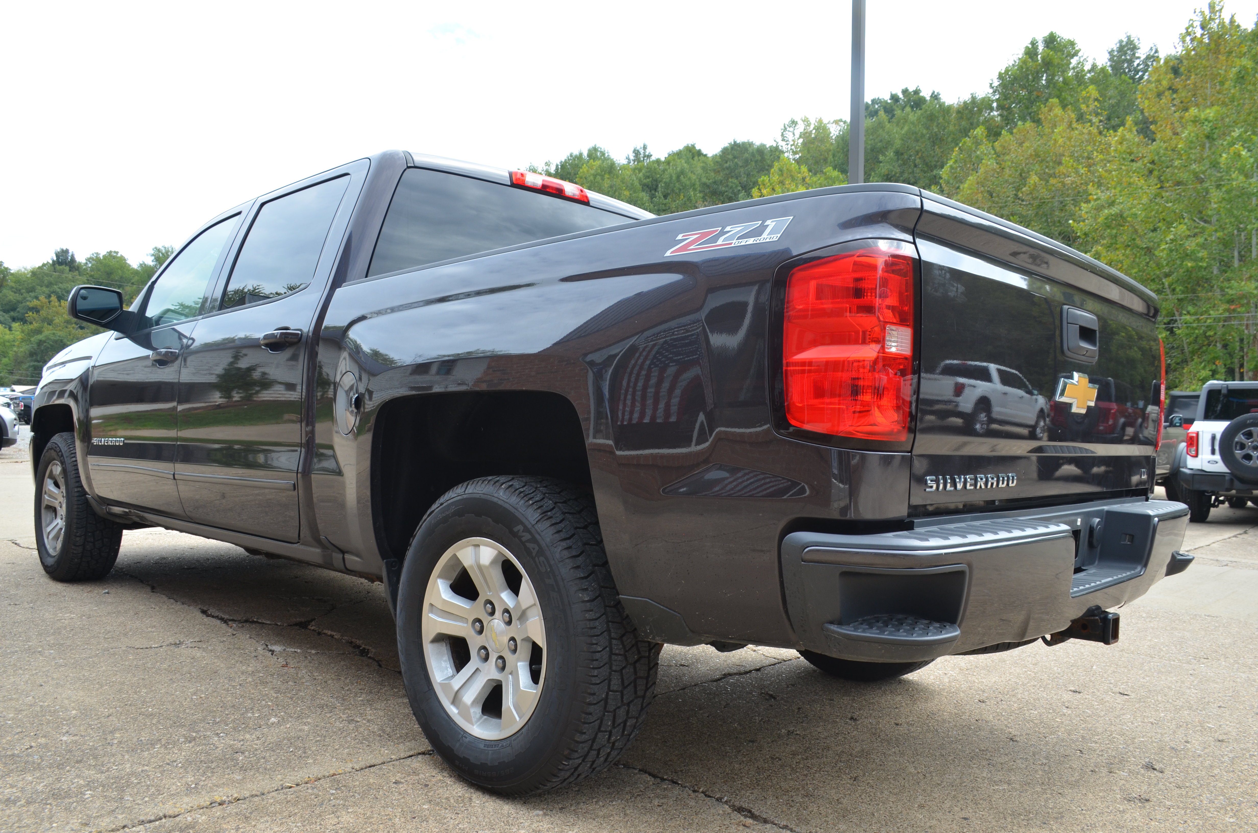 Used 2016 Chevrolet Silverado 1500 LT w/ All Star Edition AWD/4WD image 14