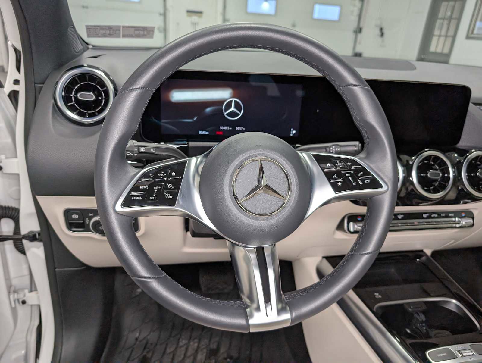 Used 2025 Mercedes-Benz GLA 250 GLA 250 image 33