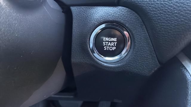 Used 2024 Toyota RAV4 XLE AWD/4WD image 30