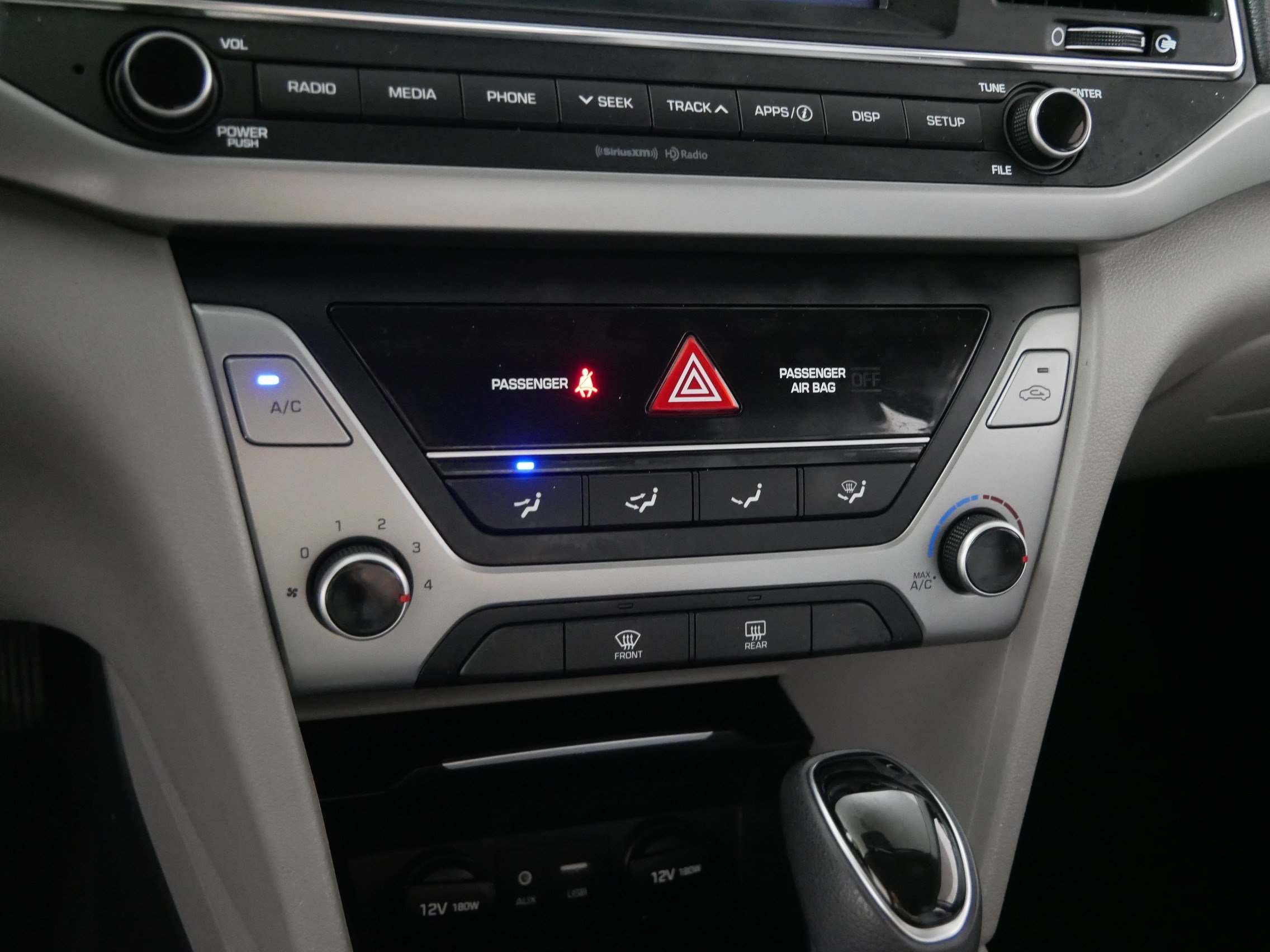 Used 2018 Hyundai Elantra SEL FWD image 23