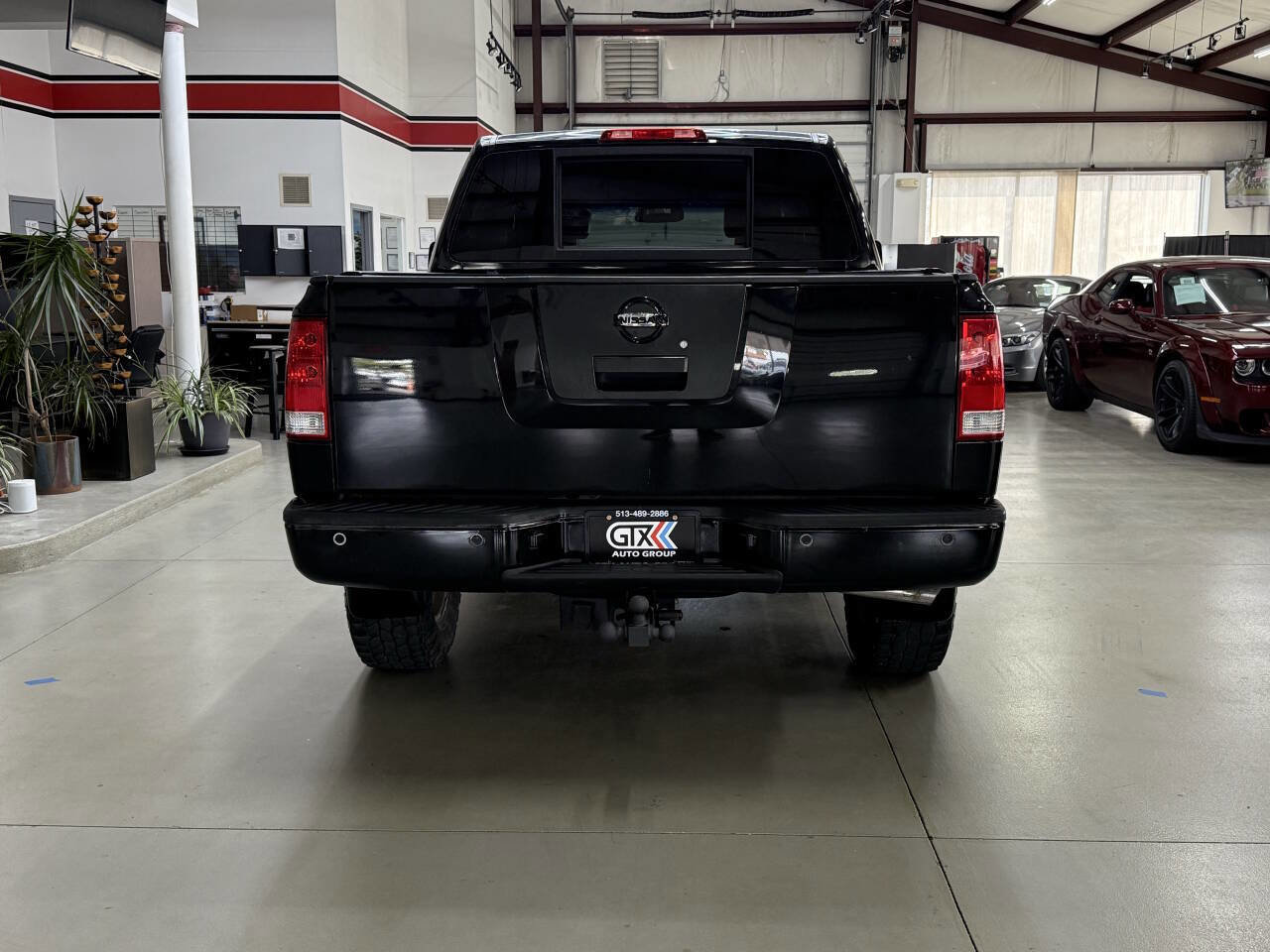 Used 2010 Nissan Titan PRO-4X w/ Pro-4x Leather Pkg AWD/4WD image 6