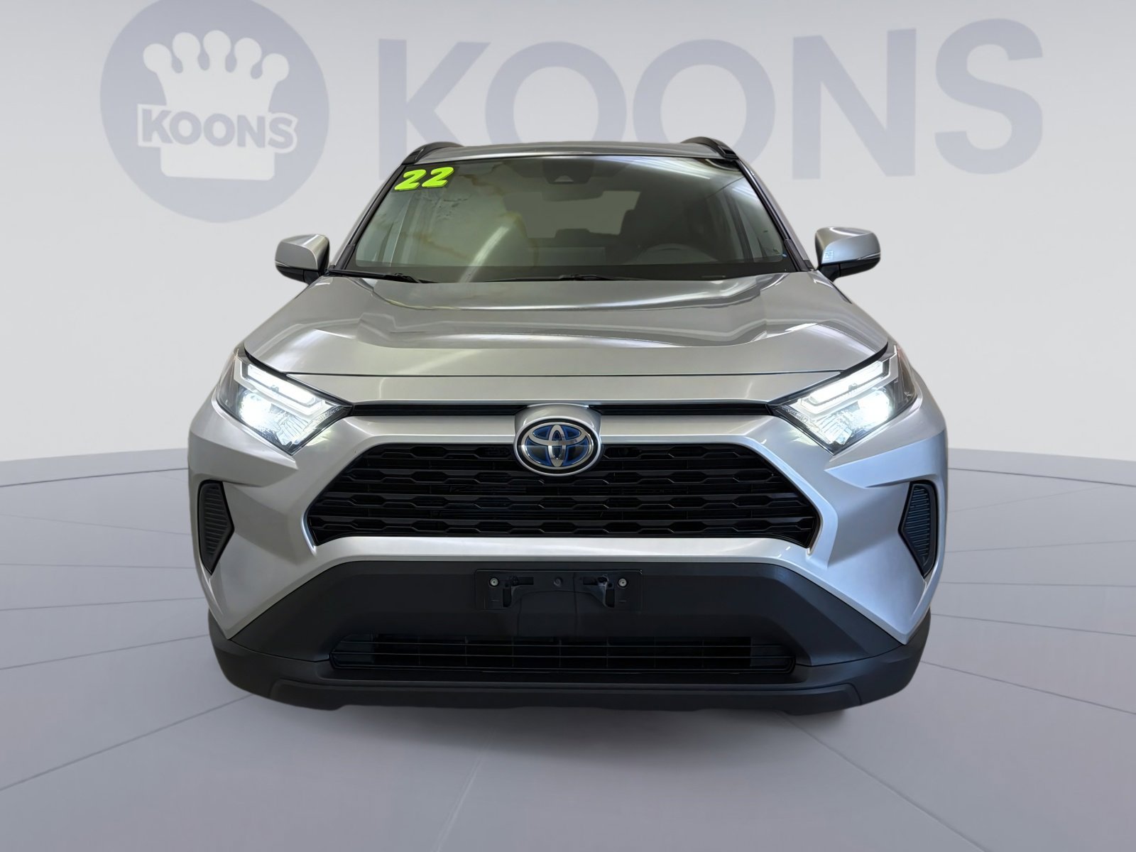 Used 2022 Toyota RAV4 XLE w/ Convenience Package AWD/4WD image 4