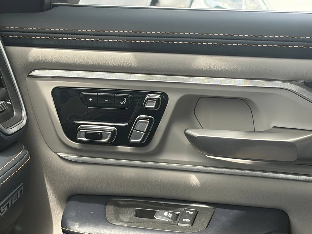 Used 2025 RAM 1500 Tungsten w/ Off Road Group AWD/4WD image 54