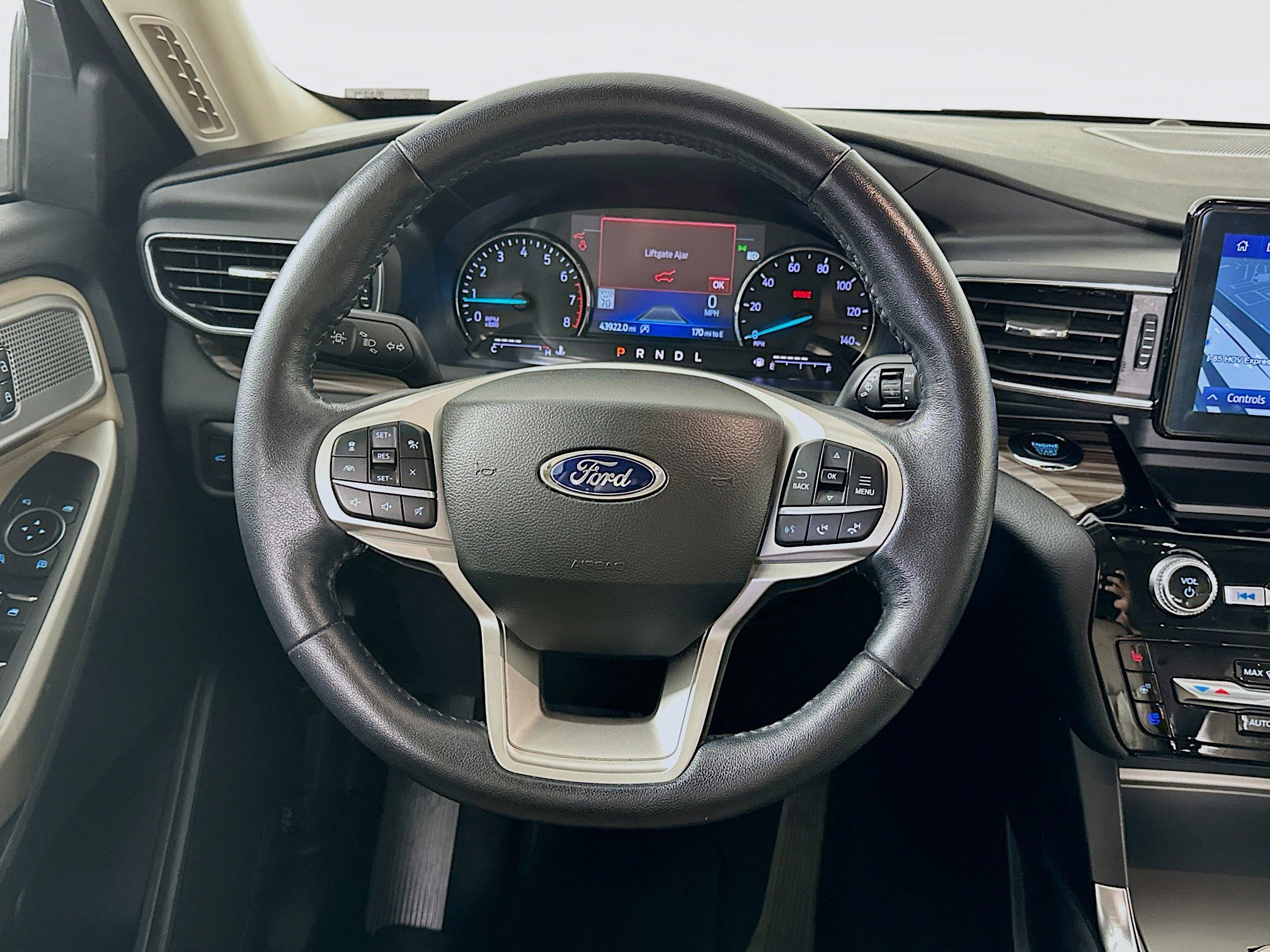 Used 2022 Ford Explorer Limited image 18