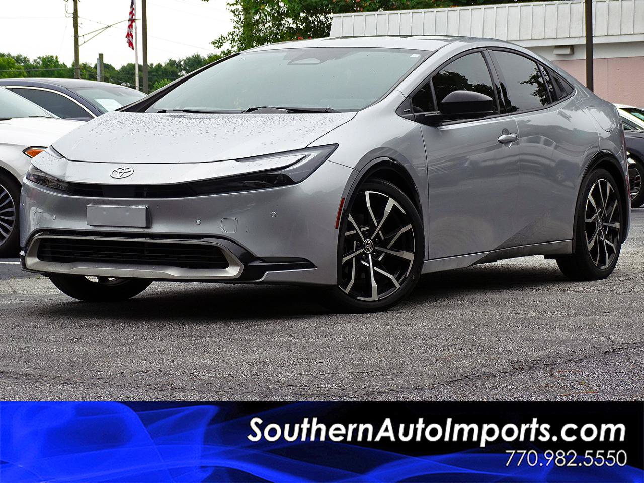 Used 2023 Toyota Prius Prime FWD image 1