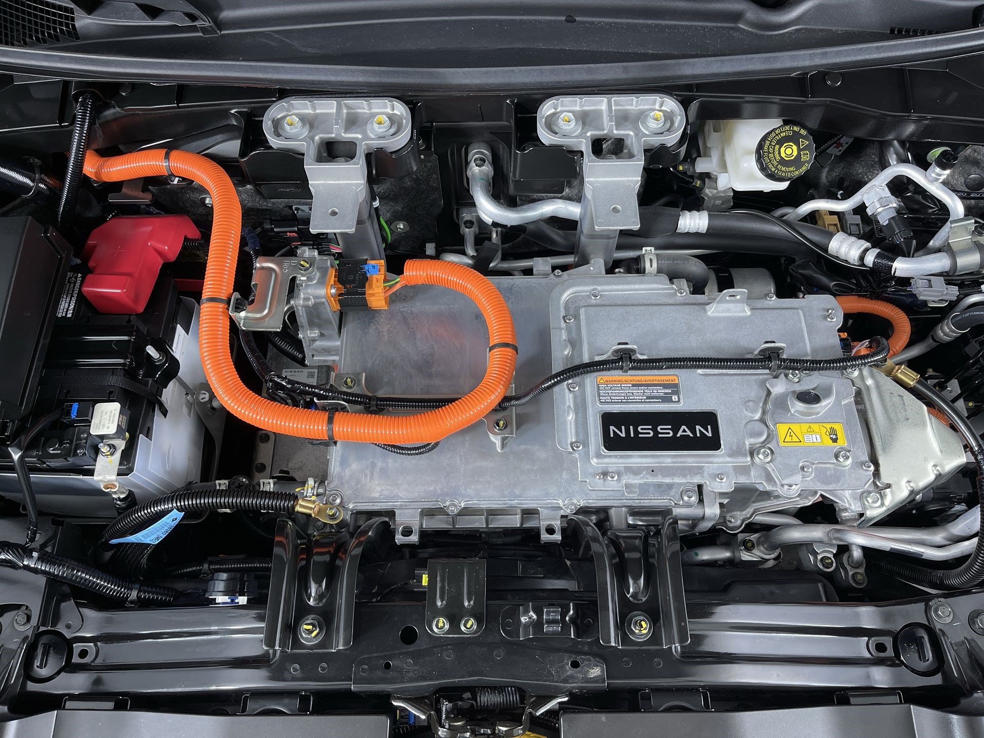 Certified 2024 Nissan Ariya AWD image 28