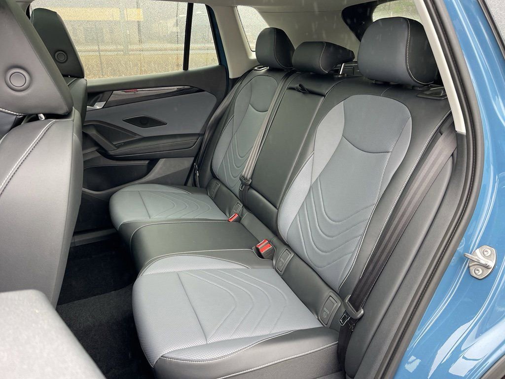New 2026 Volkswagen Tiguan SE AWD/4WD image 18
