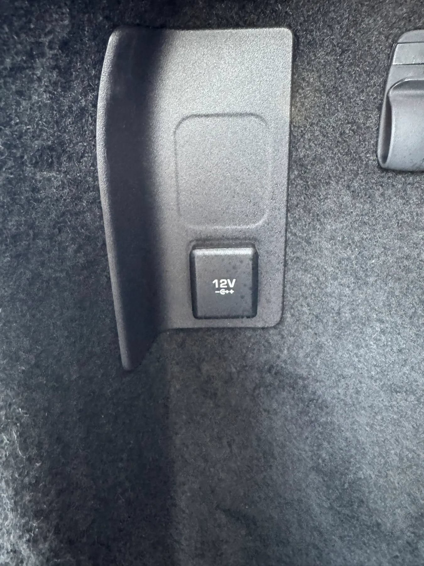 Used 2020 Jaguar E-PACE SE AWD/4WD image 36