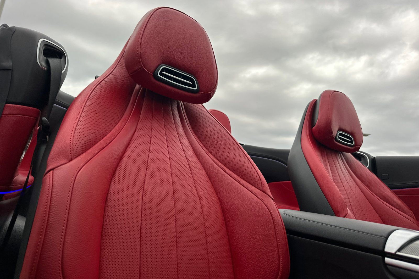 Certified 2024 Mercedes-Benz CLE 450 4MATIC Cabriolet image 12