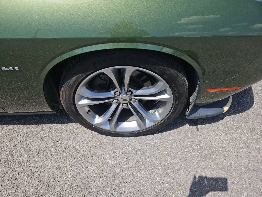 Used 2020 Dodge Challenger R/T RWD image 10