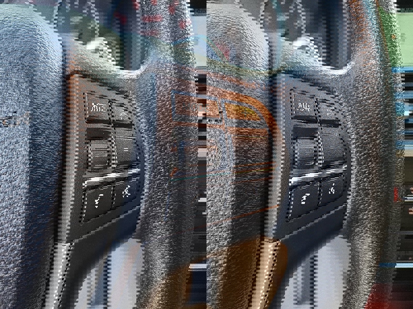 Used 2018 BMW X4 xDrive28i image 24