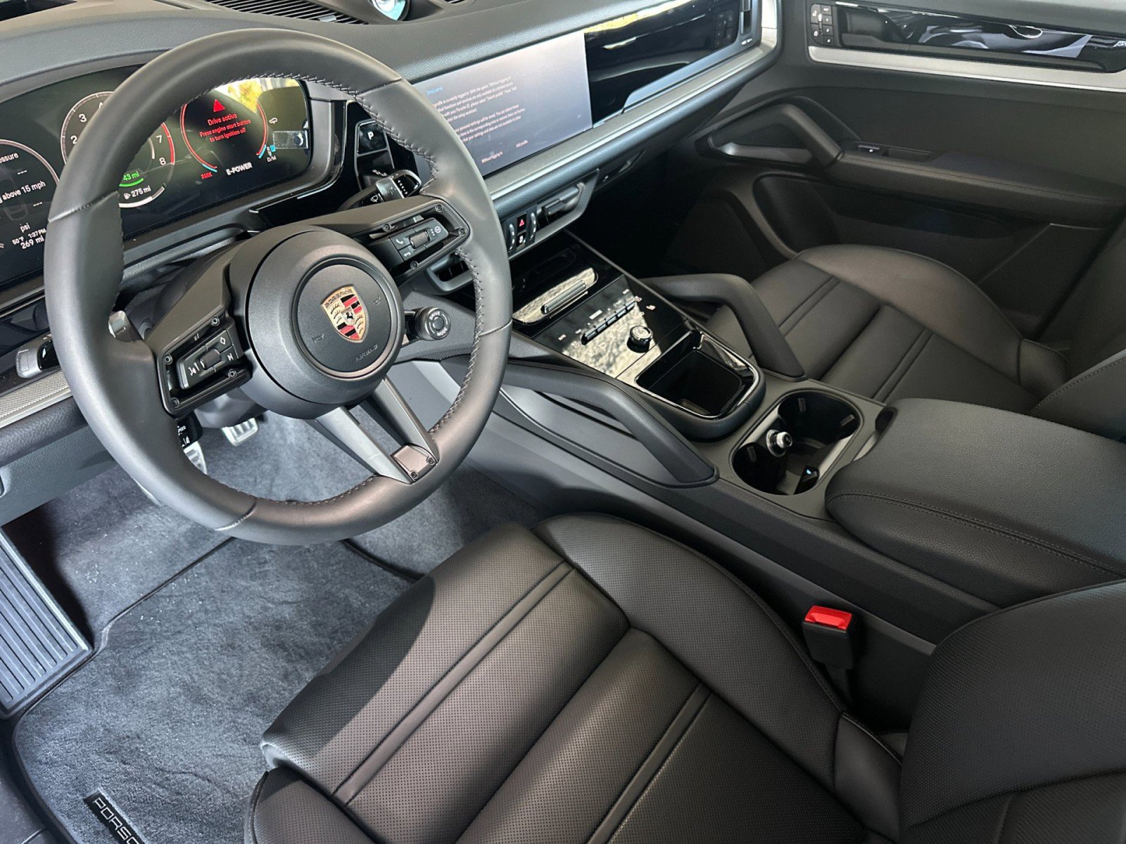 New 2026 Porsche Cayenne S image 4