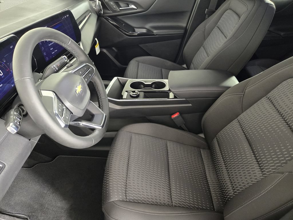 New 2026 Chevrolet Equinox LT w/ Safety and Technology Package FWD image 14