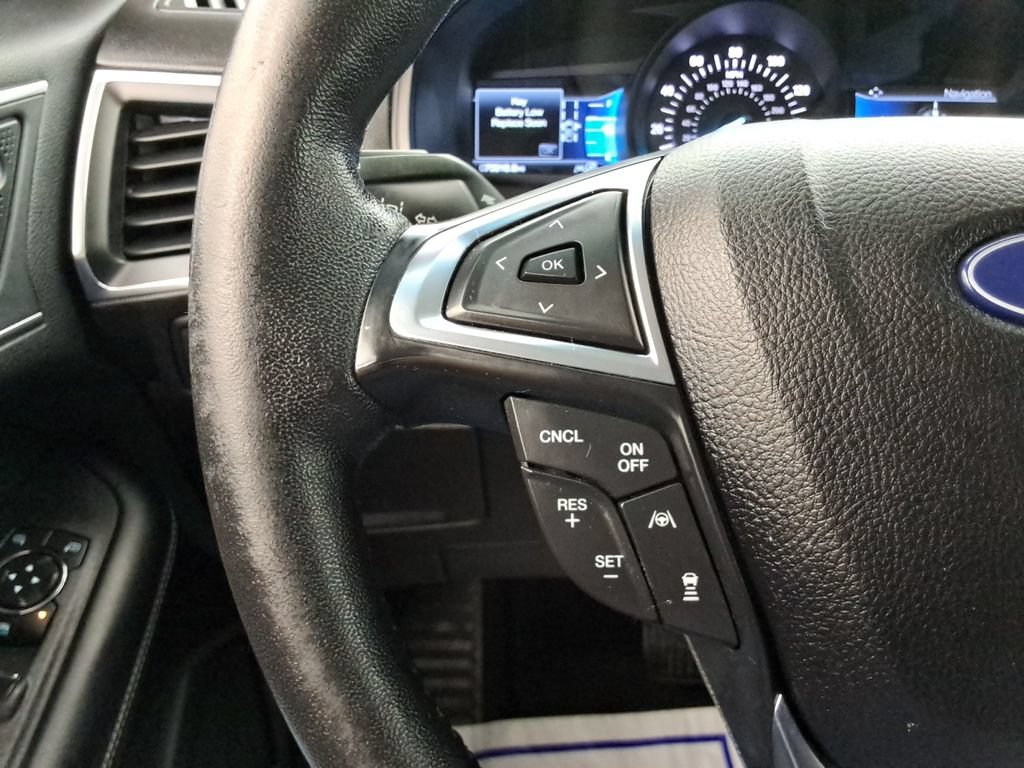 Used 2022 Ford Edge Titanium w/ Equipment Group 301A AWD/4WD image 28