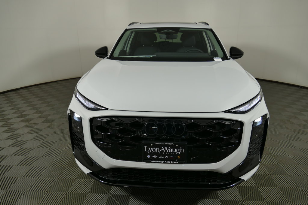 New 2026 Audi Q3 quattro 2.0T AWD/4WD image 8