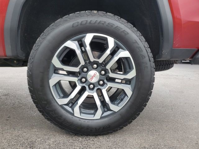 Used 2023 GMC Canyon AT4 w/ AT4 Premium Package AWD/4WD image 9