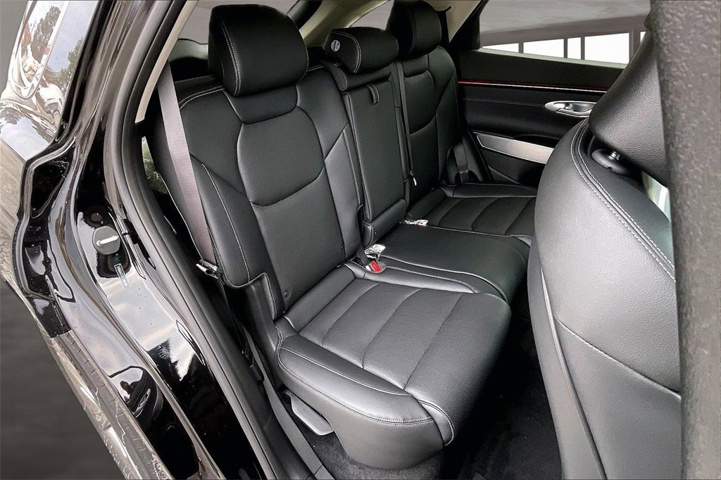 New 2026 Genesis GV70 2.5T Select image 9