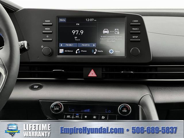New 2025 Hyundai Elantra Sport FWD image 19