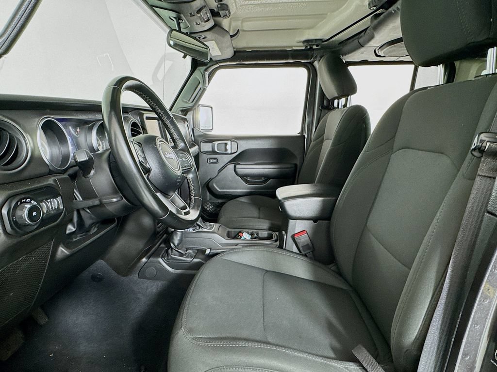 Used 2022 Jeep Wrangler Unlimited Sport AWD/4WD image 11