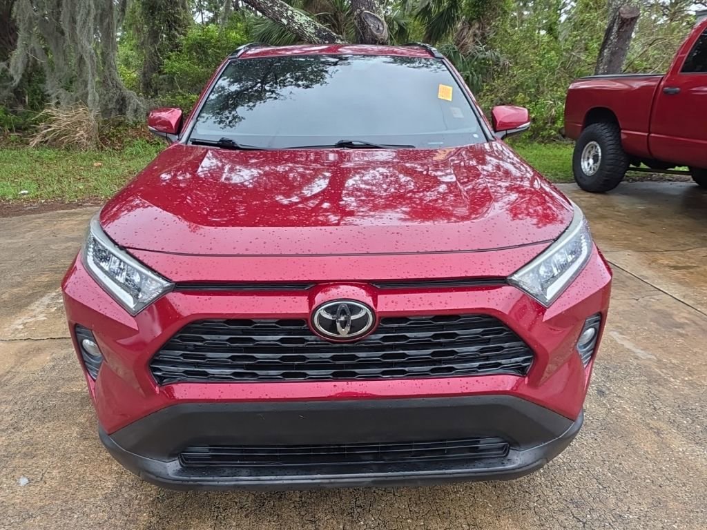 Used 2021 Toyota RAV4 XLE Premium image 8