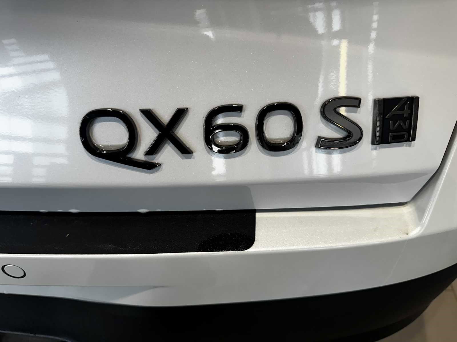 New 2026 INFINITI QX60 Sport w/ Dark Cargo Package image 8