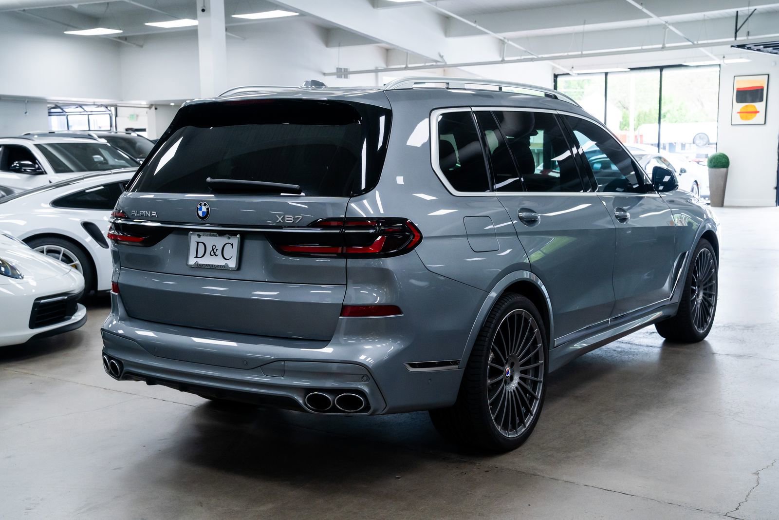 Used 2024 BMW ALPINA XB7 AWD/4WD image 7