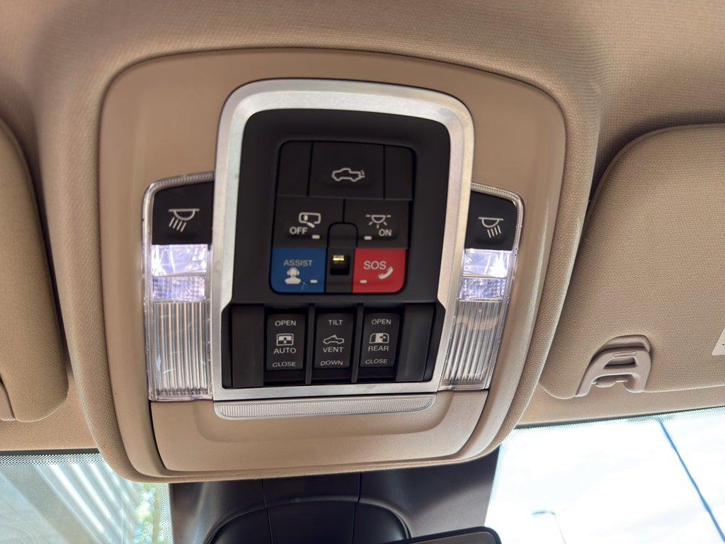 Used 2019 RAM 3500 Limited AWD/4WD image 34