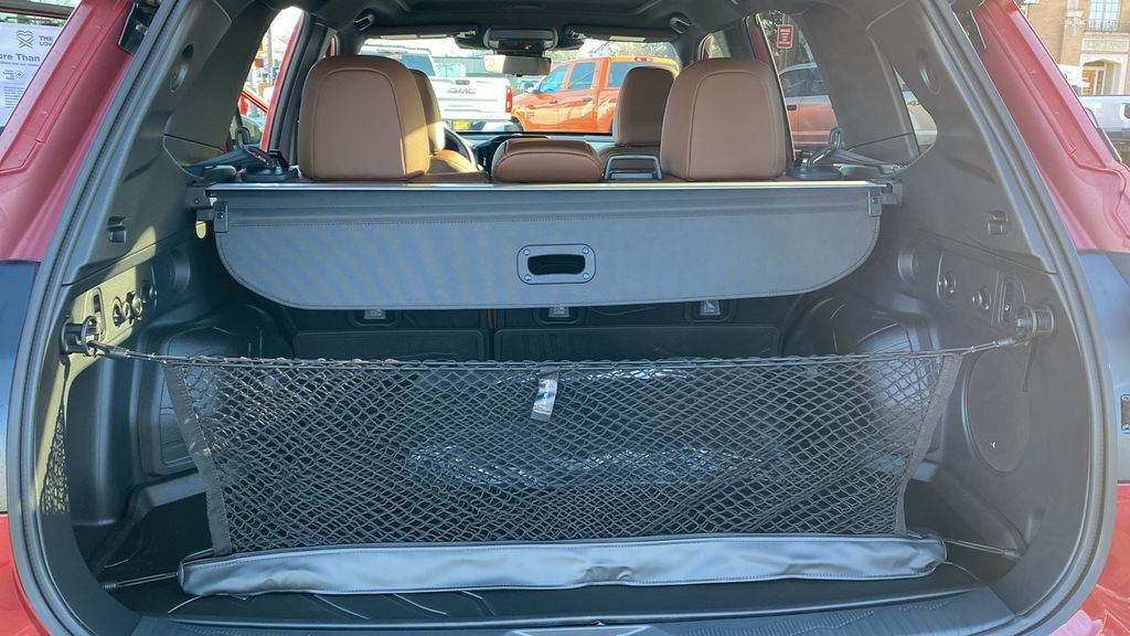 Used 2026 Subaru Forester Touring w/ Touring Package image 11