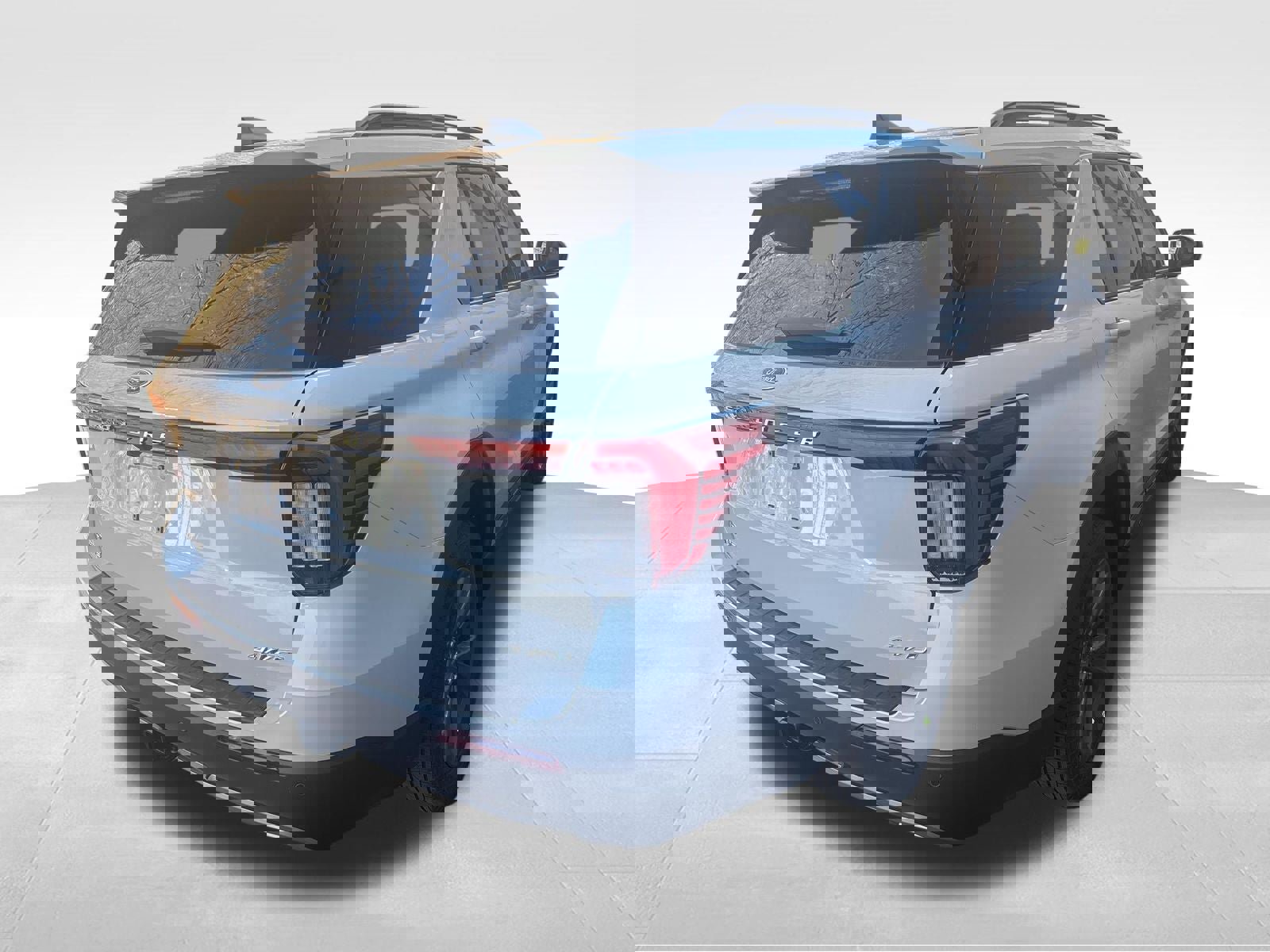 New 2026 Ford Explorer Active w/ Active Comfort Package image 6