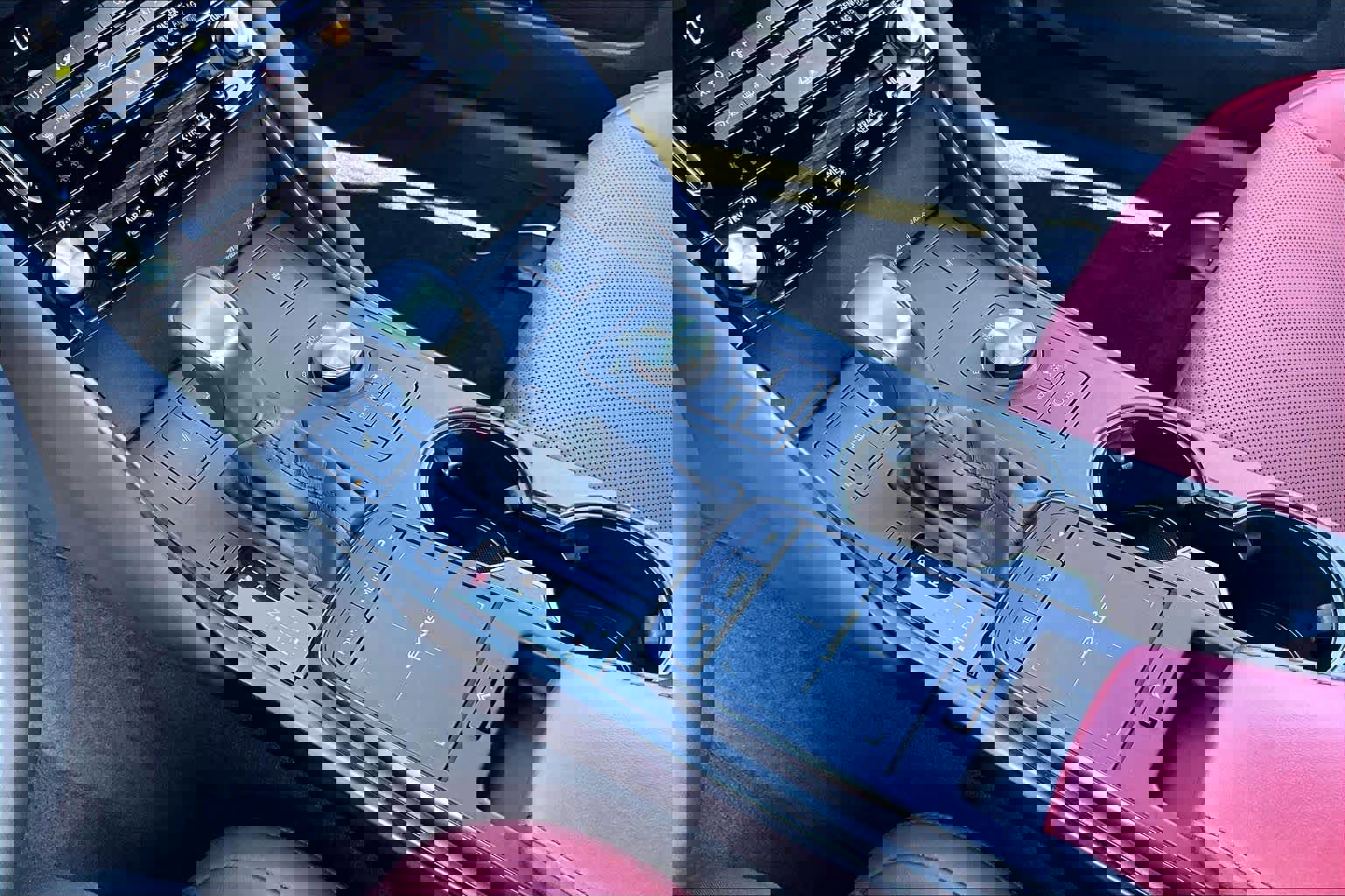 Certified 2025 Lexus IS 300 F Sport image 15