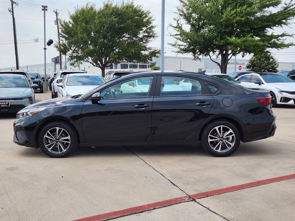 Certified 2024 Kia Forte LXS FWD image 14