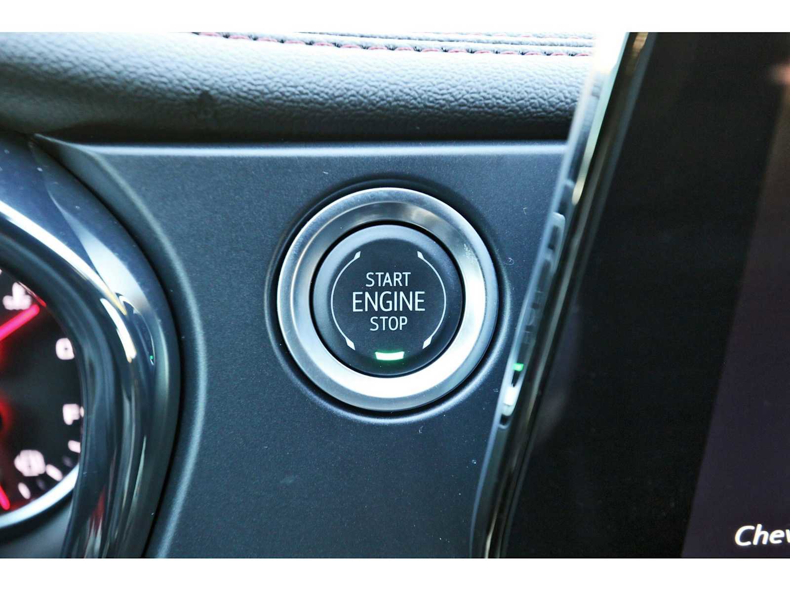 Used 2025 Chevrolet Blazer RS w/ Driver Confidence II Package image 26