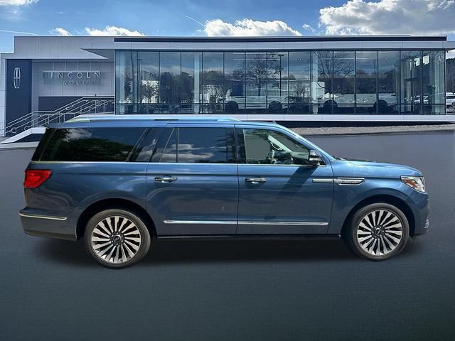 Used 2019 Lincoln Navigator L Reserve AWD/4WD image 10