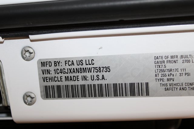 Used 2021 Jeep Wrangler Sport image 48