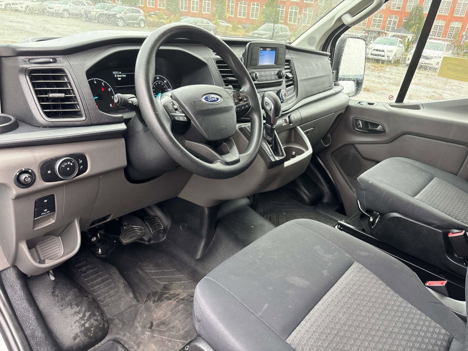 Used 2024 Ford Transit 250 Low Roof w/ Exterior Upgrade Package image 9