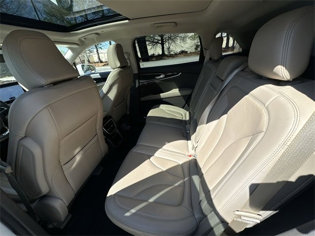 Used 2022 Lincoln Nautilus Reserve w/ Equipment Group 201A image 23