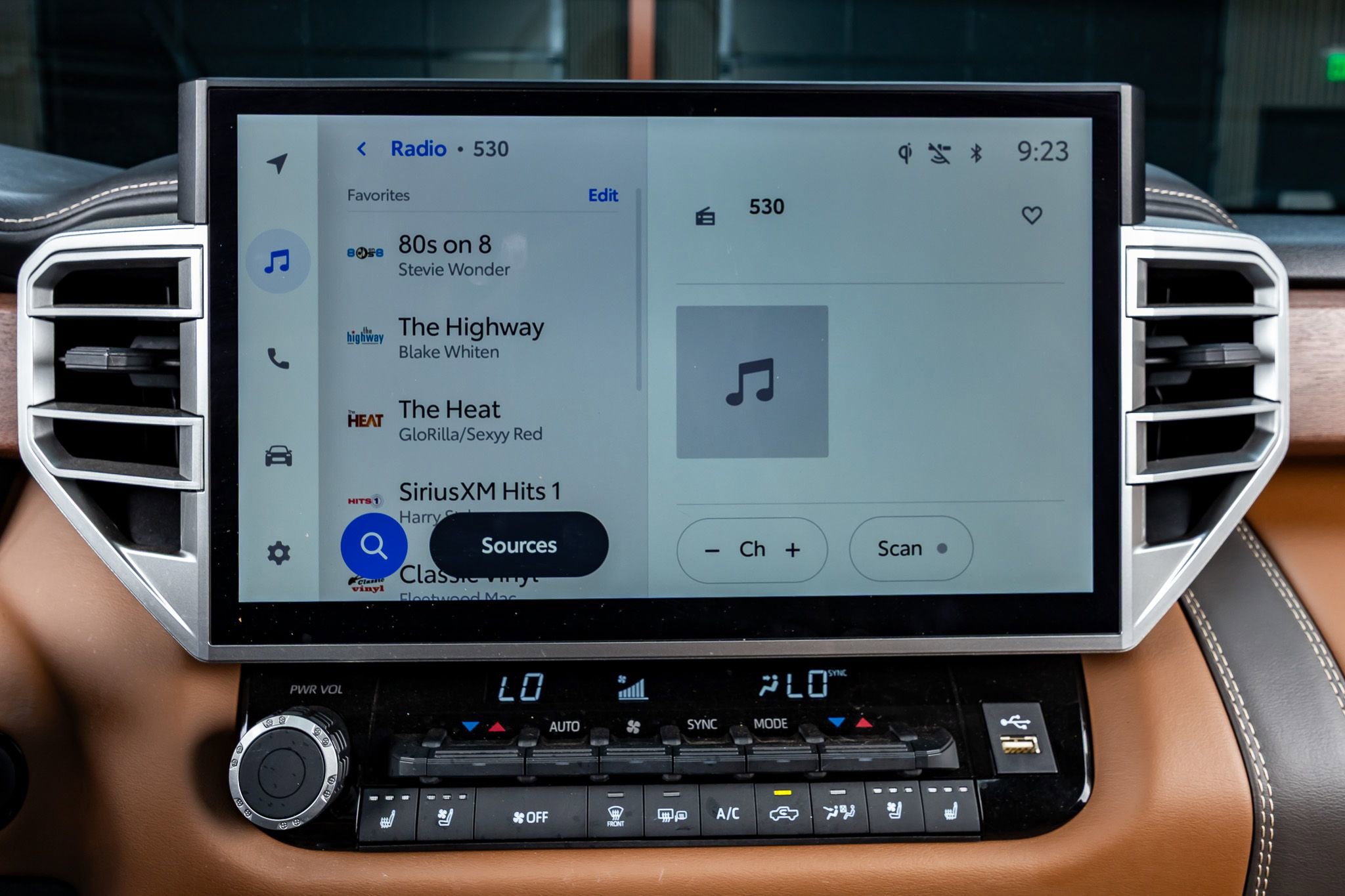 Used 2025 Toyota Tundra 1794 Edition image 25