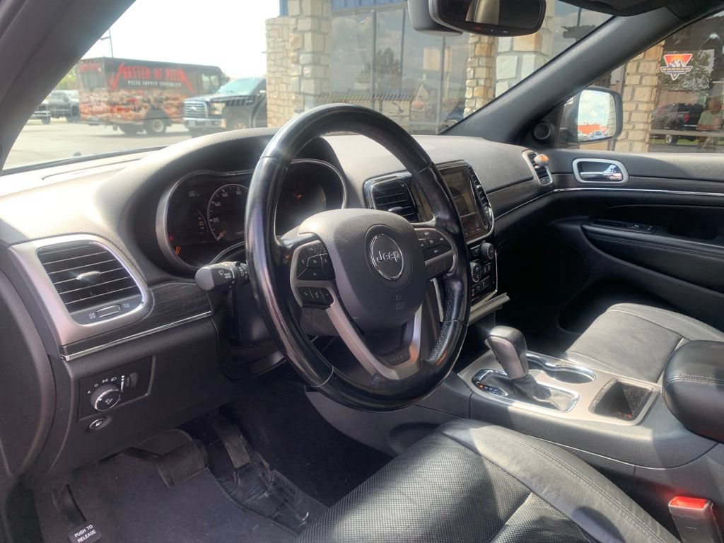 Used 2020 Jeep Grand Cherokee Limited w/ Luxury Group II RWD image 22