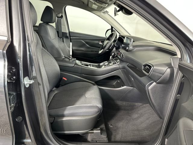 Used 2023 Hyundai Santa Fe SE image 28