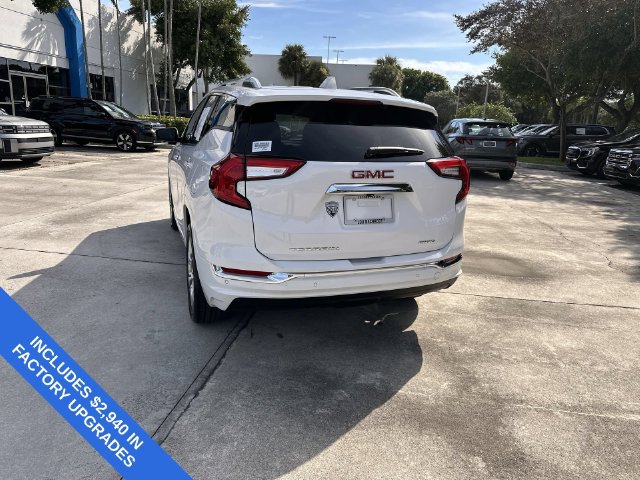 Used 2024 GMC Terrain Denali w/ Denali Premium Package AWD/4WD image 35