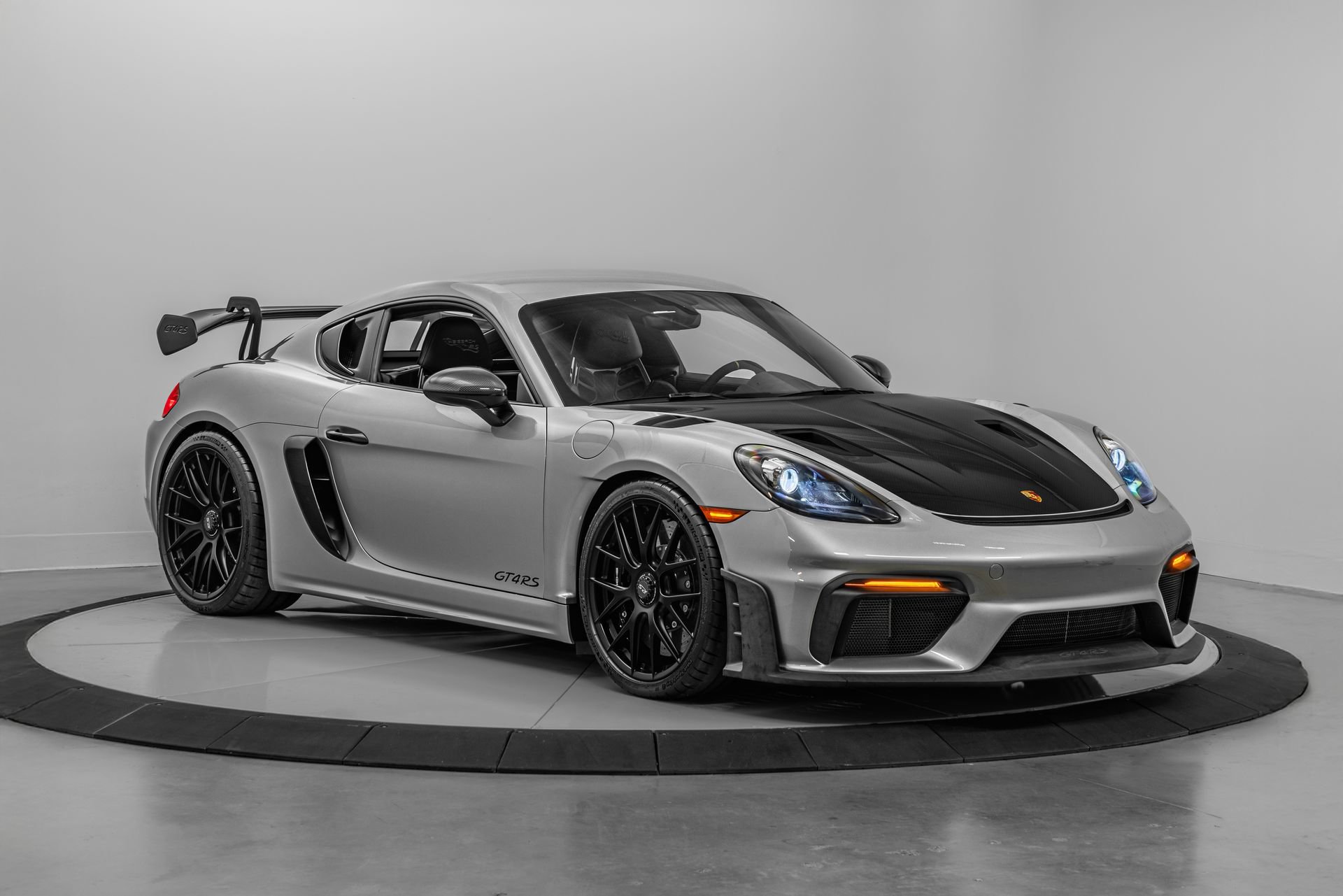 Used 2023 Porsche 718 Cayman GT4 RS RWD image 1