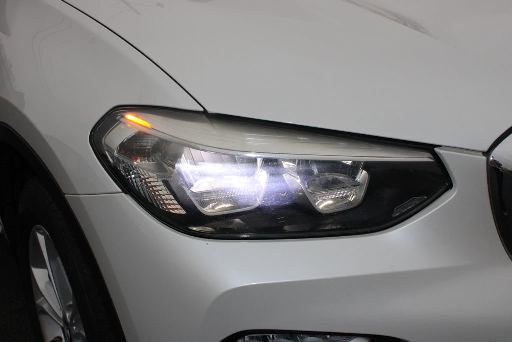 Used 2018 BMW X3 xDrive30i image 12