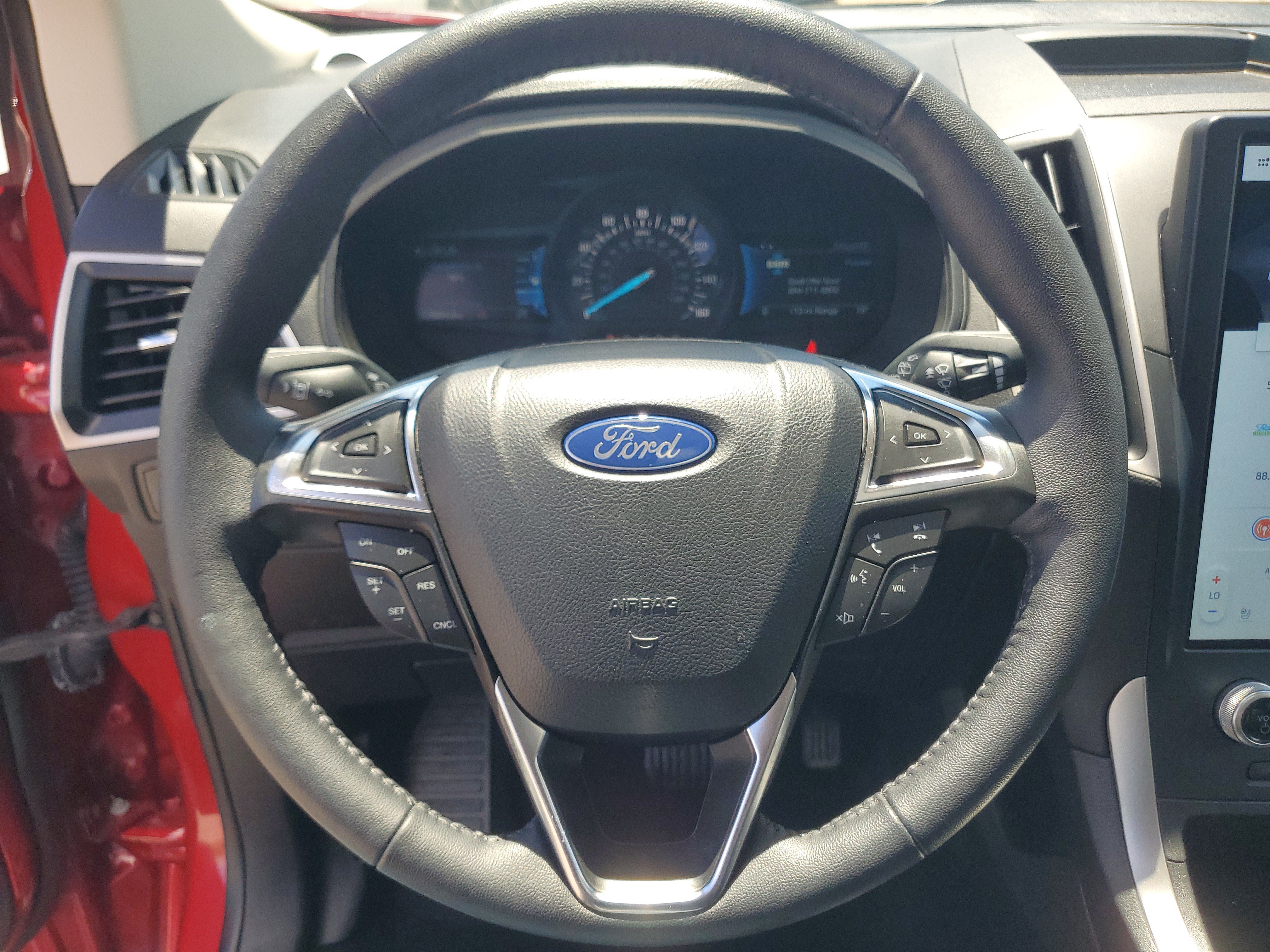 Used 2024 Ford Edge SEL w/ Convenience Package AWD/4WD image 14