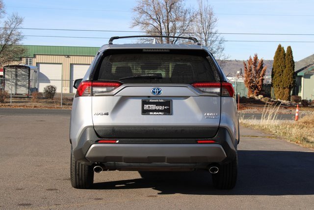 Used 2020 Toyota RAV4 Limited image 5