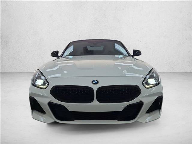 Used 2020 BMW Z4 sDrive30i w/ Premium Package RWD image 2
